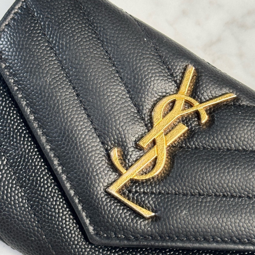Saint Laurent Black Quilted Leather Card & Key Holder with Gold YSL Logo - Picture 4 of 7